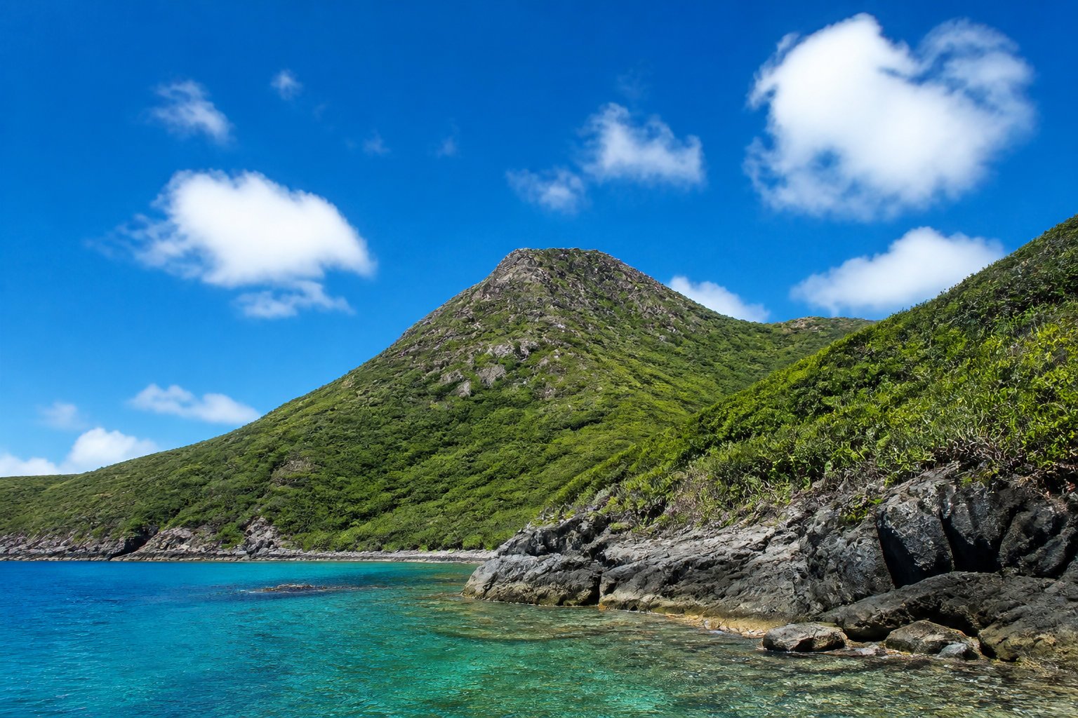 L'ascension du Morne de Vitet sur le toit de l'île