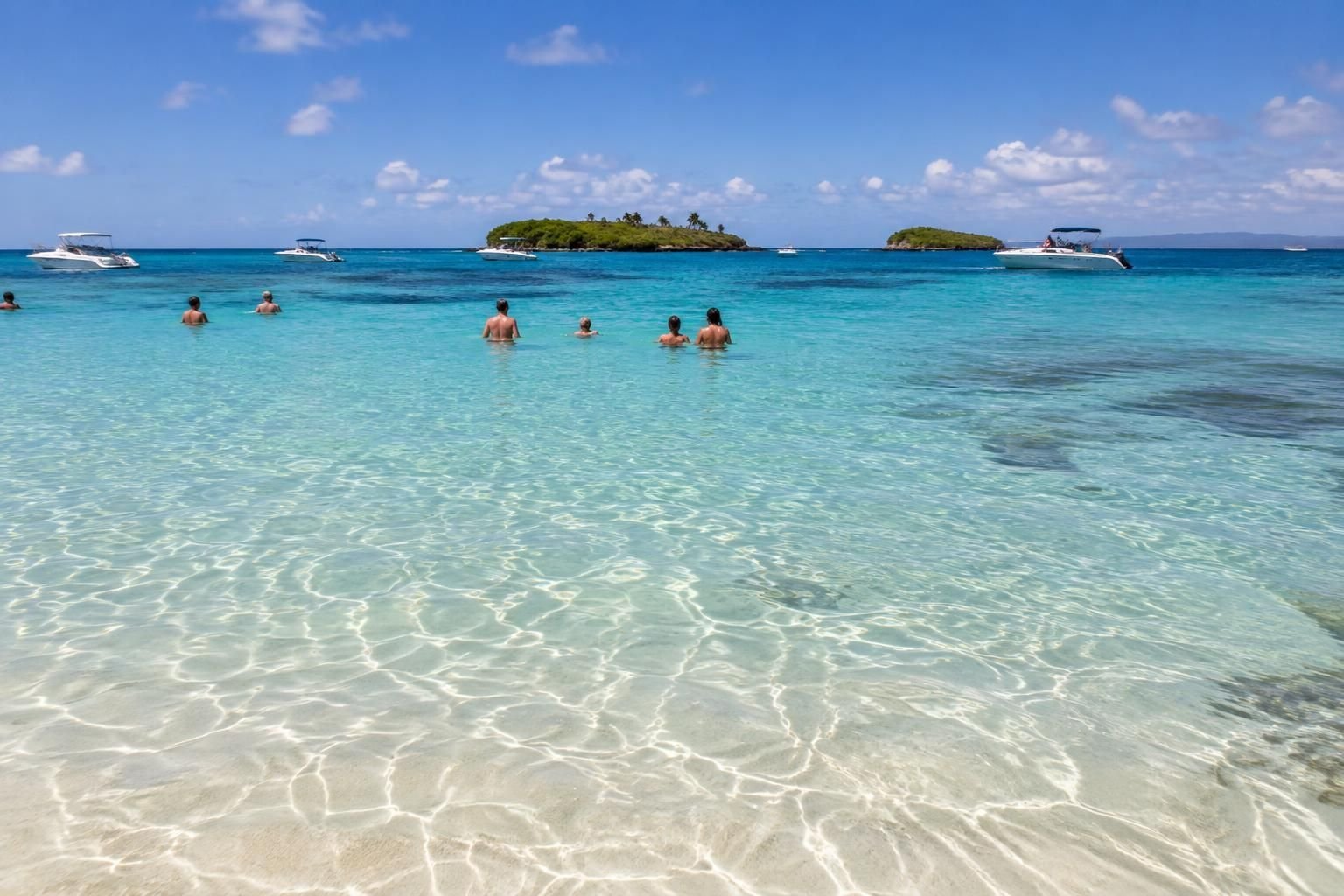 découvrez 7 choses à savoir avant de visiter la baignoire de joséphine en martinique : accès, activités et conseils pratiques pour profiter des fonds blancs.